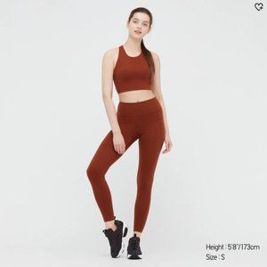 Uniqlo Airism Leggings in Dark Red